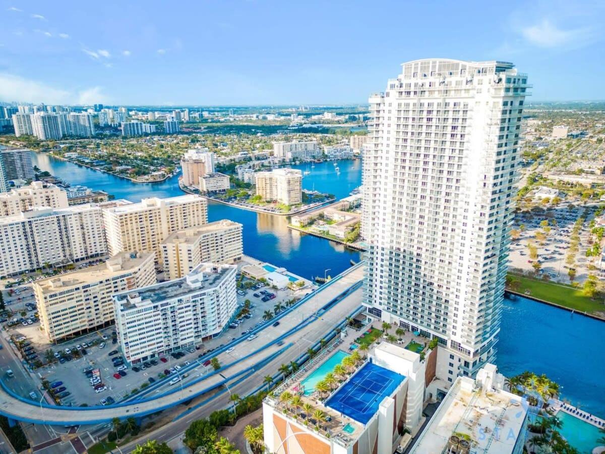 Miami Escape Views & Amenities Apartment Hollywood Bagian luar foto