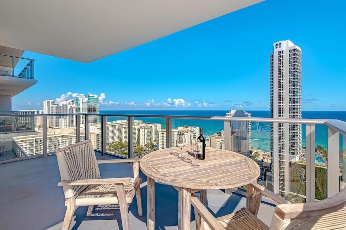 Miami Escape Views & Amenities Apartment Hollywood Bagian luar foto