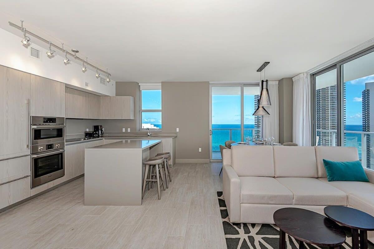 Miami Escape Views & Amenities Apartment Hollywood Bagian luar foto